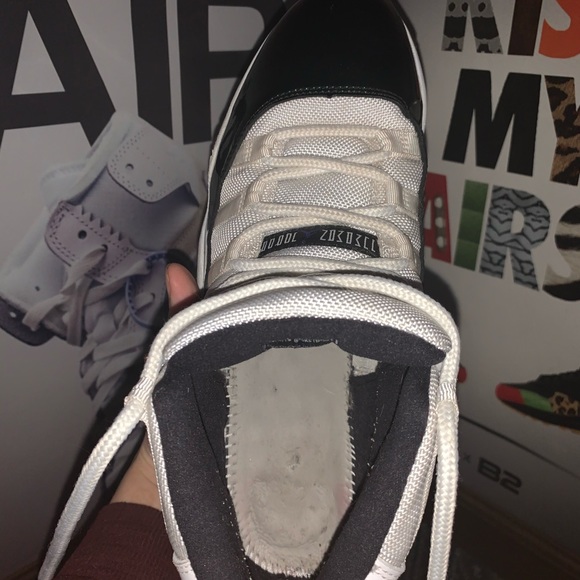 Jordan 11 concord (2011) main image 4